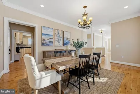 Dining - 2123 Beach, Pasadena, MD 21122 photo 1 of 1