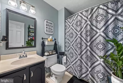 Bath - 7914 Leeds Dr, Pasadena, MD 21122 photo 1 of 3