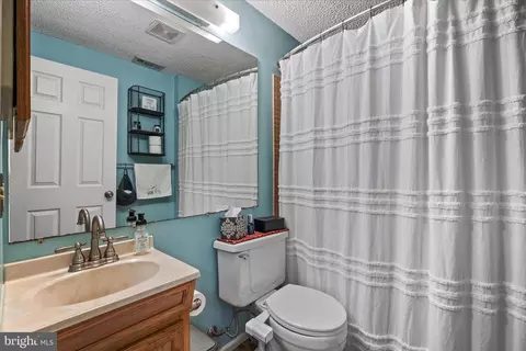 Bath - 7914 Leeds Dr, Pasadena, MD 21122 photo 3 of 3