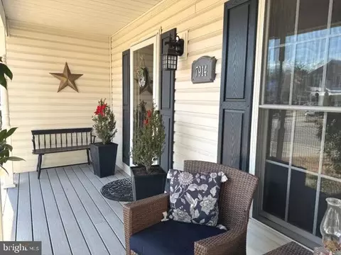 Exterior - 7914 Leeds Dr, Pasadena, MD 21122 photo 11 of 13