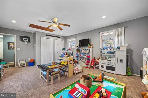 Other - 7914 Leeds Dr, Pasadena, MD 21122 photo 8 of 16