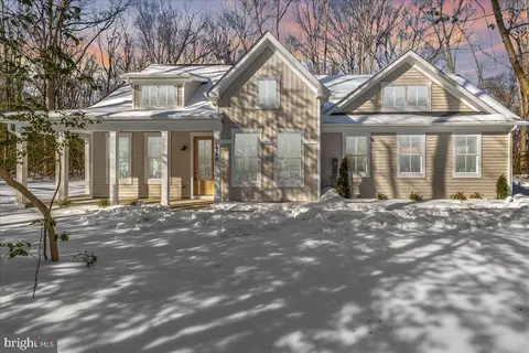 Exterior - 1340 E West Shady Side Rd, Shady Side, MD 20764 photo 2 of 10