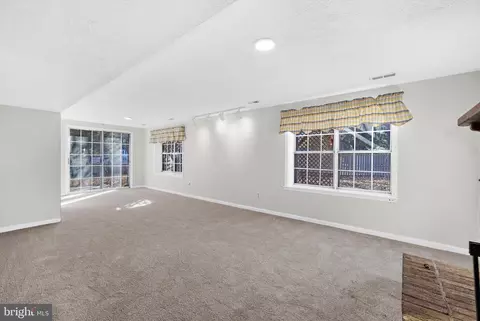 1917 Pometacom Dr, Hanover, MD 21076 photo 33