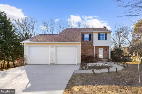 1917 Pometacom Dr, Hanover, MD 21076 photo 3