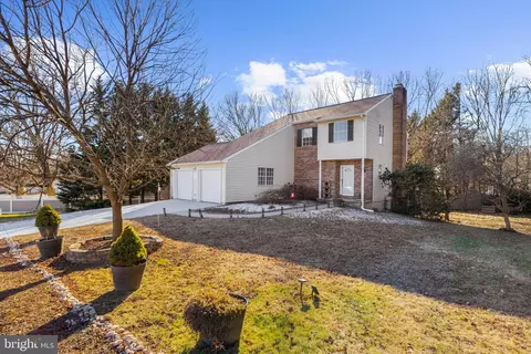 1917 Pometacom Dr, Hanover, MD 21076 photo 4