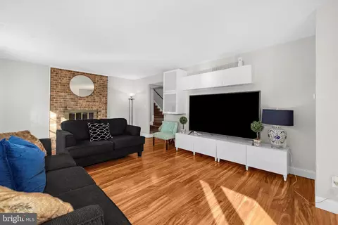 1917 Pometacom Dr, Hanover, MD 21076 photo 9