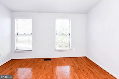 120 Forests Edge Pl, Laurel, MD 20724 photo 14