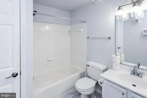120 Forests Edge Pl, Laurel, MD 20724 photo 18