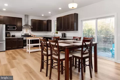 720 Bridge Dr, Pasadena, MD 21122 photo 17