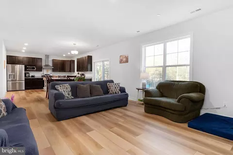 720 Bridge Dr, Pasadena, MD 21122 photo 20