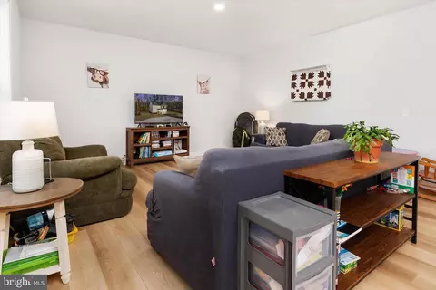 720 Bridge Dr, Pasadena, MD 21122 photo 19