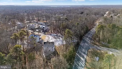 720 Bridge Dr, Pasadena, MD 21122 photo 33