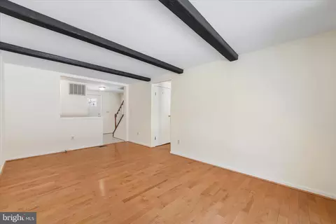 Living - 785 Macsherry Dr, Arnold, MD 21012 photo 7 of 10