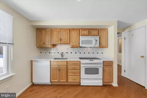 Kitchen - 785 Macsherry Dr, Arnold, MD 21012 photo 3 of 3