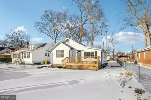 306 Linden Ave, Mayo, MD 21106 photo 2