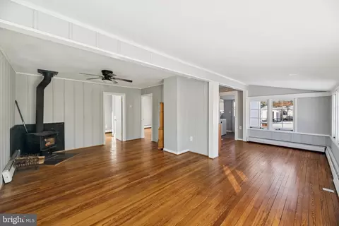 306 Linden Ave, Mayo, MD 21106 photo 8