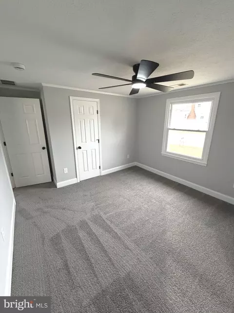 8537 Creek Rd, Pasadena, MD 21122 photo 8