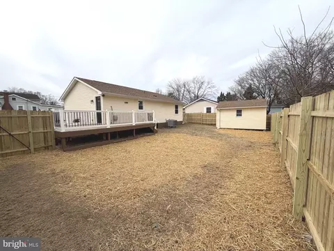 8537 Creek Rd, Pasadena, MD 21122 photo 17