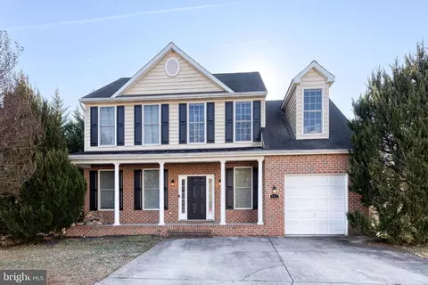 113 Sauers Ln, Glen Burnie, MD 21061