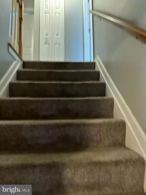 8129 Mountain View Cir, Pasadena, MD 21122 photo 11
