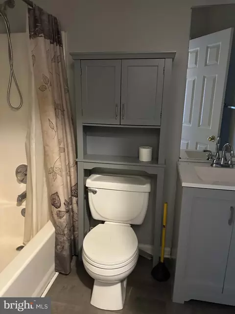 8129 Mountain View Cir, Pasadena, MD 21122 photo 20