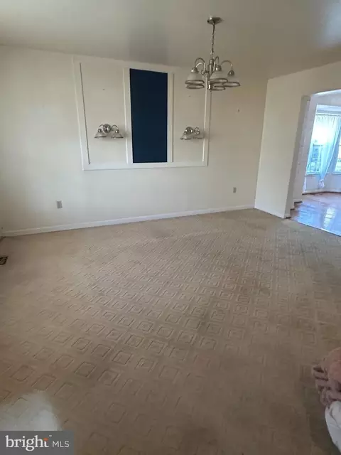 8129 Mountain View Cir, Pasadena, MD 21122 photo 10