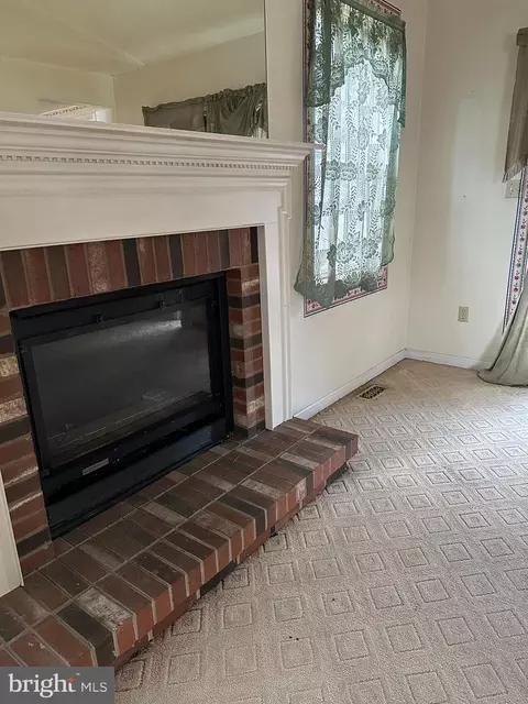 8129 Mountain View Cir, Pasadena, MD 21122 photo 8