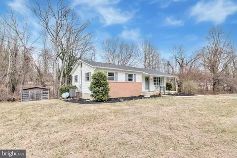 536 Mayo Rd, Edgewater, MD 21037 photo 3