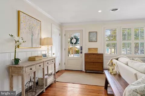 Entry Way - 3531 S River Ter, Edgewater, MD 21037 photo 1 of 3