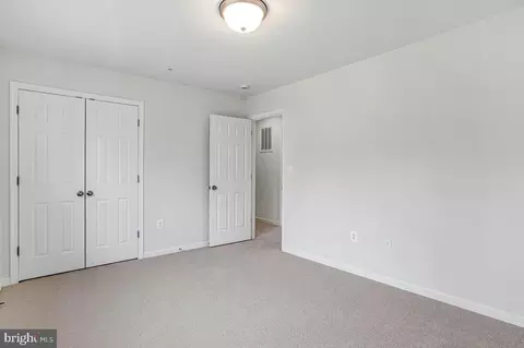 Bedroom - 1225 Juniper St, Shady Side, MD 20764 photo 5 of 7