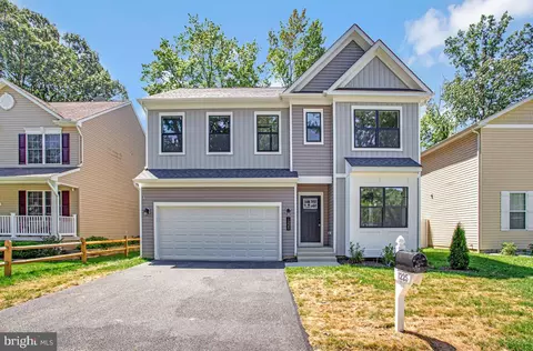 1225 Juniper St, Shady Side, MD 20764 photo 1