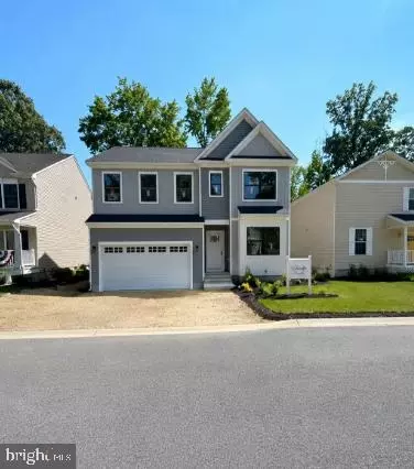 1225 Juniper St, Shady Side, MD 20764
