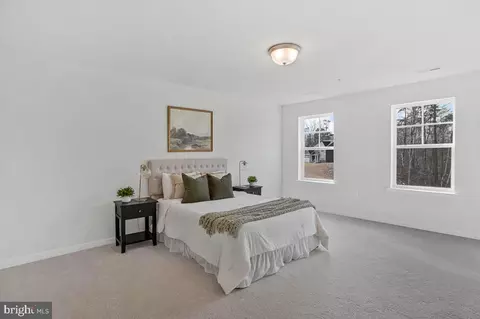 Bedroom - 1225 Juniper St, Shady Side, MD 20764 photo 2 of 7