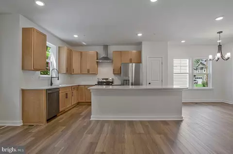 1225 Juniper St, Shady Side, MD 20764 photo 10
