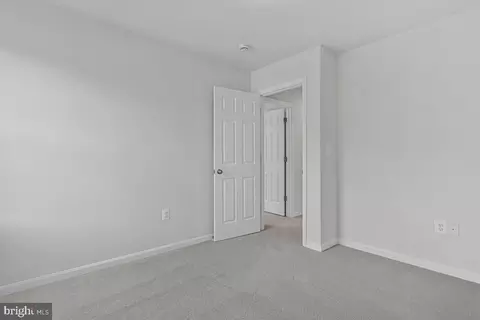 Bedroom - 1225 Juniper St, Shady Side, MD 20764 photo 7 of 7