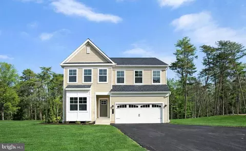 1225 Juniper St, Shady Side, MD 20764