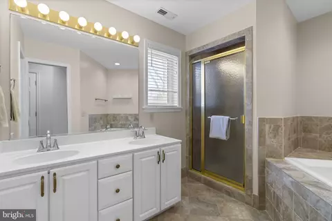 Bath - 889 Lynch Dr, Arnold, MD 21012 photo 1 of 4