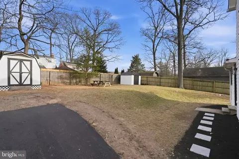 Exterior - 105 Maple Ave, Pasadena, MD 21122 photo 5 of 6