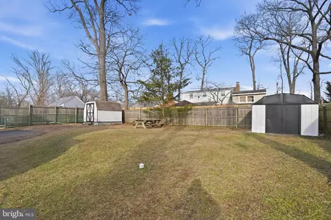 Exterior - 105 Maple Ave, Pasadena, MD 21122 photo 6 of 6
