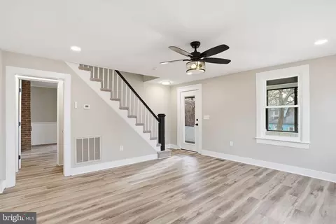 Living - 105 Maple Ave, Pasadena, MD 21122 photo 1 of 1