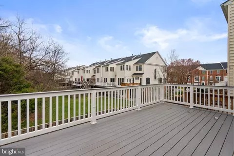 Exterior - 2014 Dalewood Ct, Crofton, MD 21114 photo 2 of 4