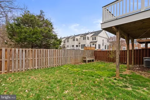 Exterior - 2014 Dalewood Ct, Crofton, MD 21114 photo 4 of 4