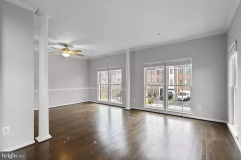 Living - 2014 Dalewood Ct, Crofton, MD 21114 photo 3 of 6