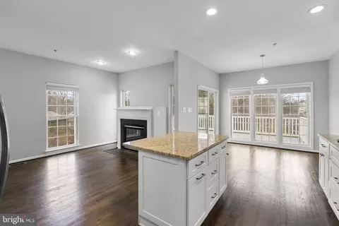 Living - 2014 Dalewood Ct, Crofton, MD 21114 photo 6 of 6