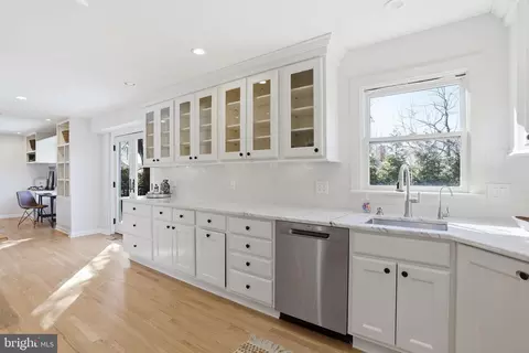 1703 Nimitz Dr, Annapolis, MD 21401 photo 7