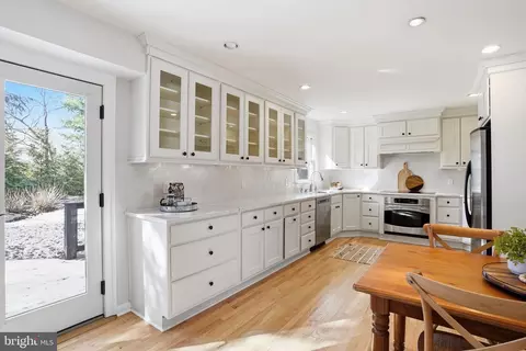 1703 Nimitz Dr, Annapolis, MD 21401 photo 6