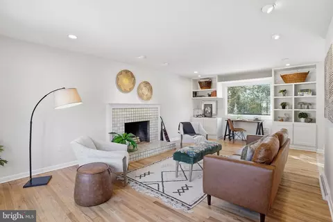 1703 Nimitz Dr, Annapolis, MD 21401 photo 4