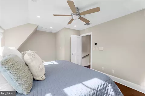 Bedroom - 1102 Poplar Ave, Annapolis, MD 21401 photo 3 of 15