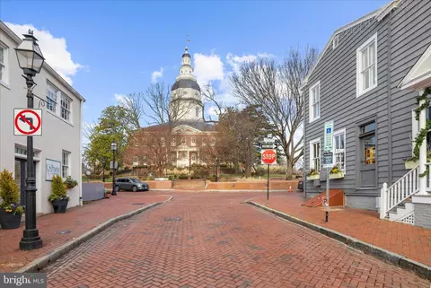 Exterior - 1102 Poplar Ave, Annapolis, MD 21401 photo 15 of 17