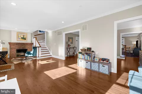 Other - 1102 Poplar Ave, Annapolis, MD 21401 photo 2 of 33